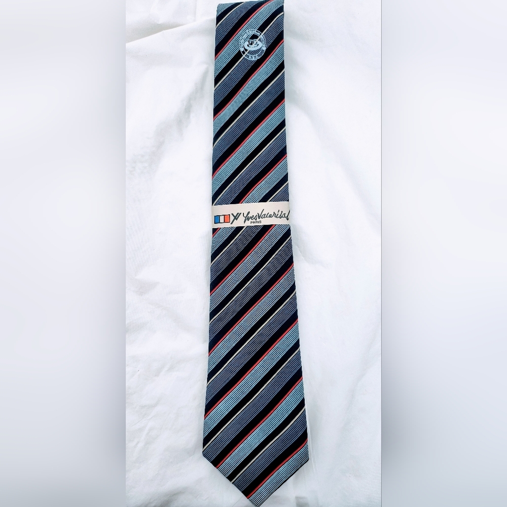 Yves Vacarisas Striped Tie - Blue and Red